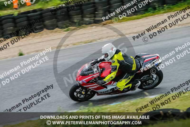 enduro digital images;event digital images;eventdigitalimages;lydden hill;lydden no limits trackday;lydden photographs;lydden trackday photographs;no limits trackdays;peter wileman photography;racing digital images;trackday digital images;trackday photos